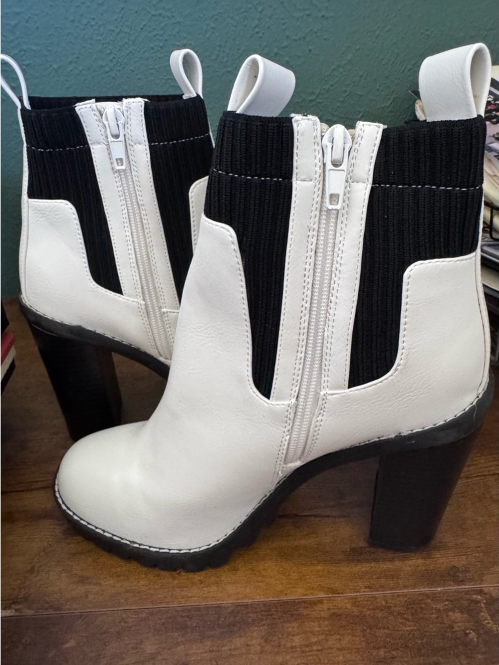 BCBG Generation White & Black Block Heel Chelsea Boots